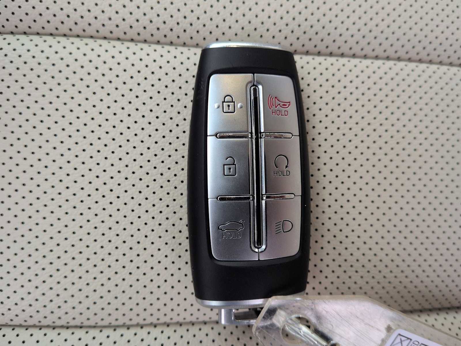 Used 2022 Genesis G80 2.5T w/ Advanced Package image 38