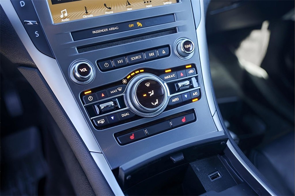 Used 2017 Lincoln MKZ Select w/ Technology Package image 19