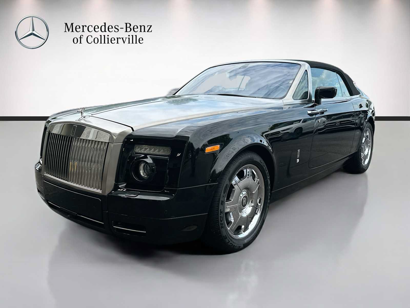 Used 2009 Rolls-Royce Phantom Drophead Coupe RWD image 1