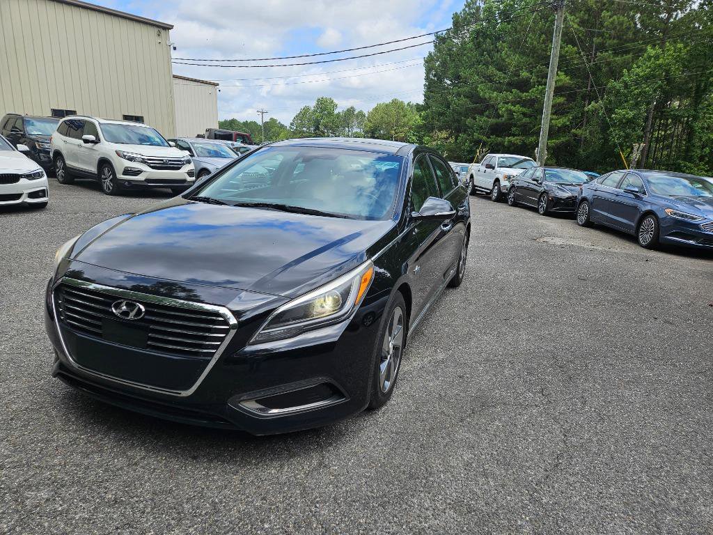 Used 2016 Hyundai Sonata Limited w/ Option Group 02 FWD image 4