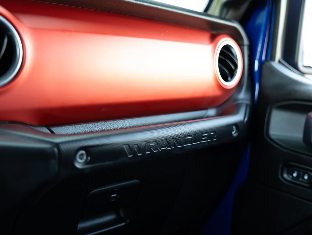 Used 2020 Jeep Wrangler Unlimited Rubicon AWD/4WD image 29