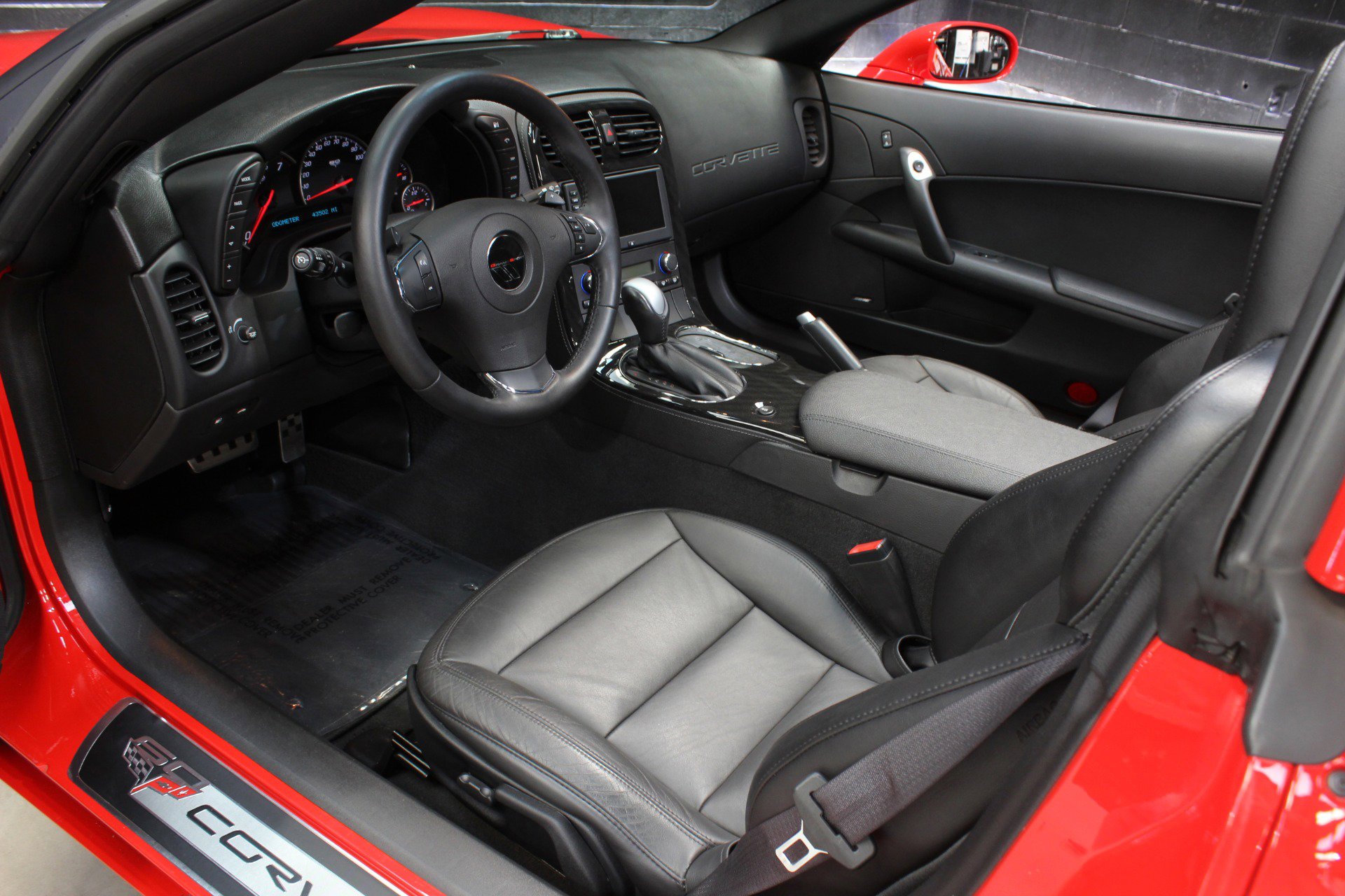 Used 2013 Chevrolet Corvette Grand Sport w/ 2LT Preferred Equipment Group image 40