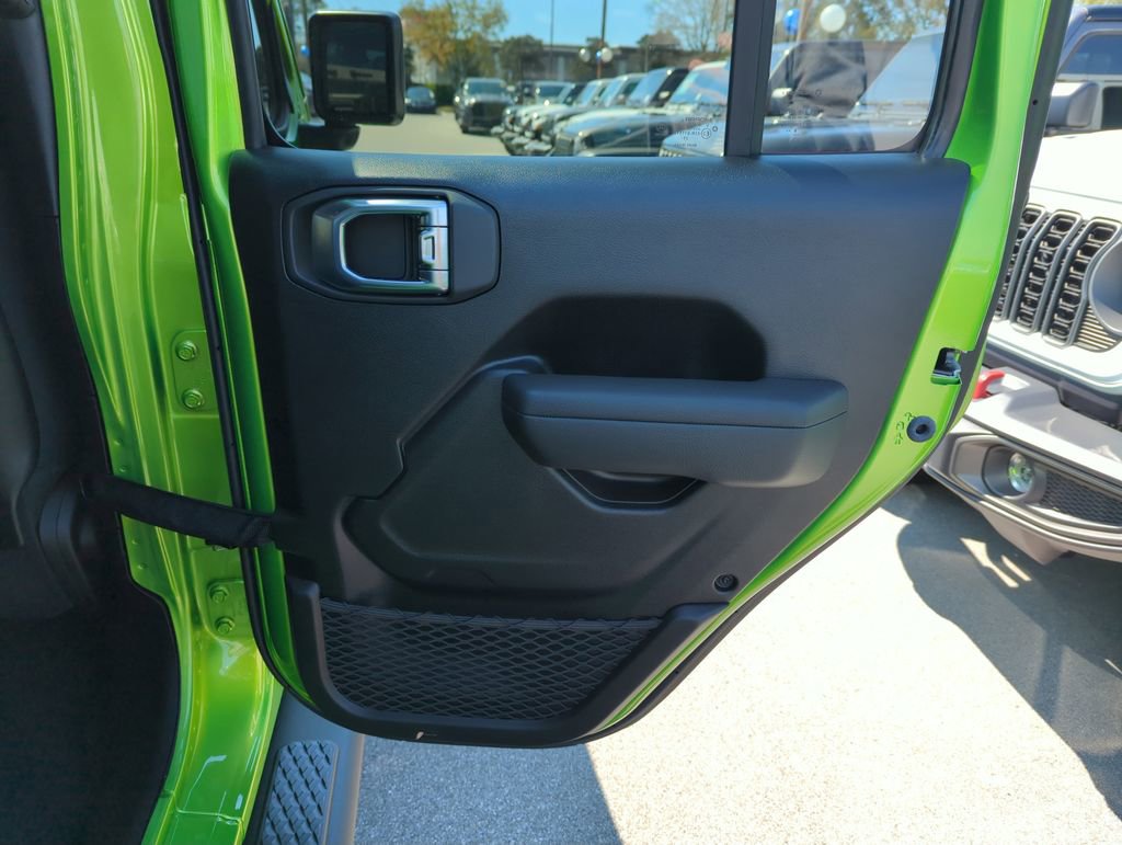New 2026 Jeep Gladiator Mojave AWD/4WD image 30