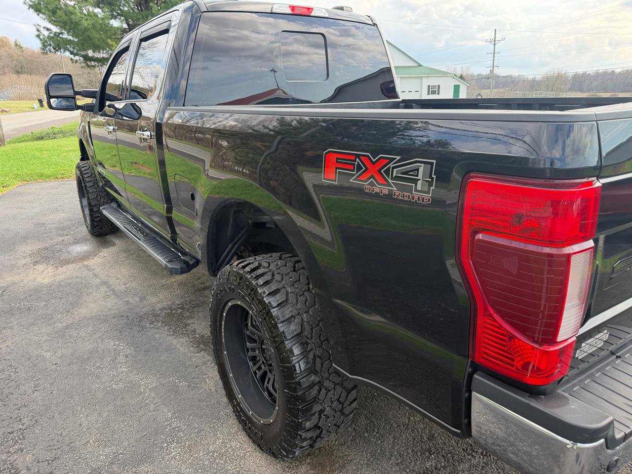 Used 2021 Ford F250 XLT w/ XLT Premium Package AWD/4WD image 15