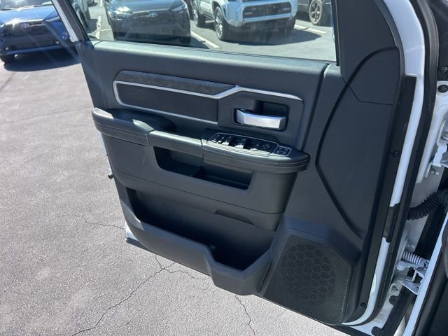 Used 2024 RAM 2500 Big Horn image 25