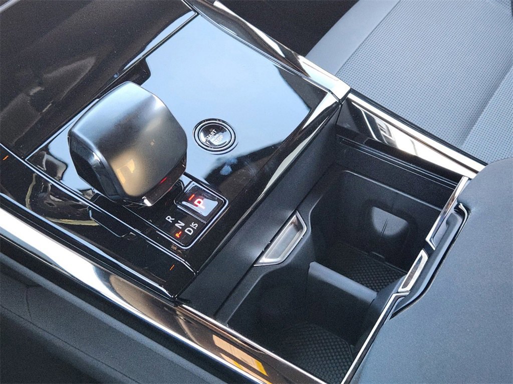 New 2025 Land Rover Range Rover Sport SV Edition Two image 19