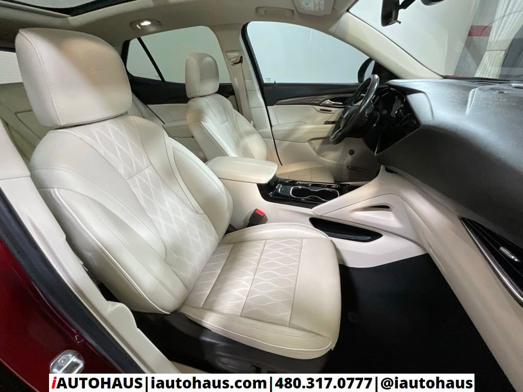 Used 2022 Buick Envision Avenir w/ Technology Package II FWD image 20