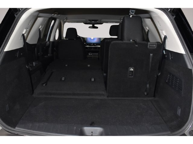 Used 2026 Nissan Pathfinder SV AWD/4WD image 25