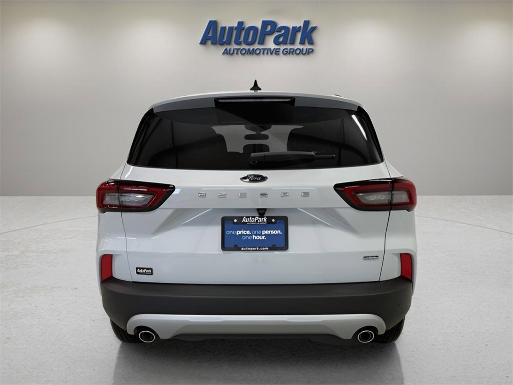 New 2026 Ford Escape SE image 6