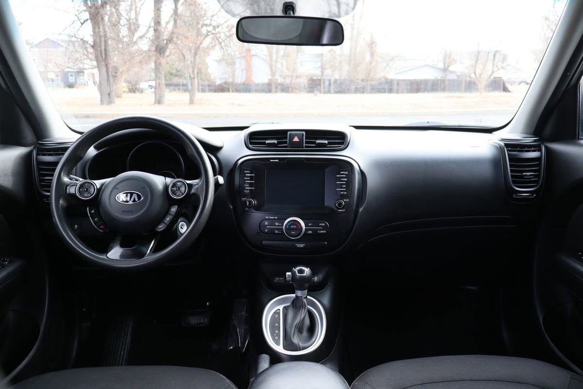 Used 2018 Kia Soul + FWD image 16