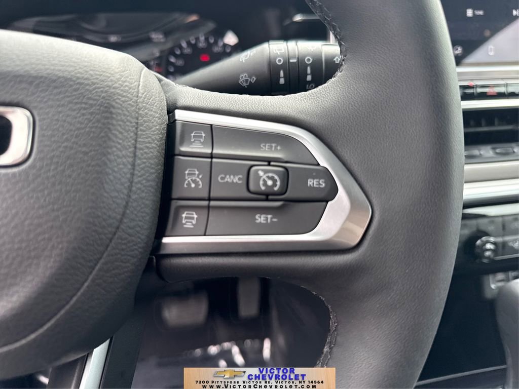 Used 2025 Jeep Compass Limited image 26