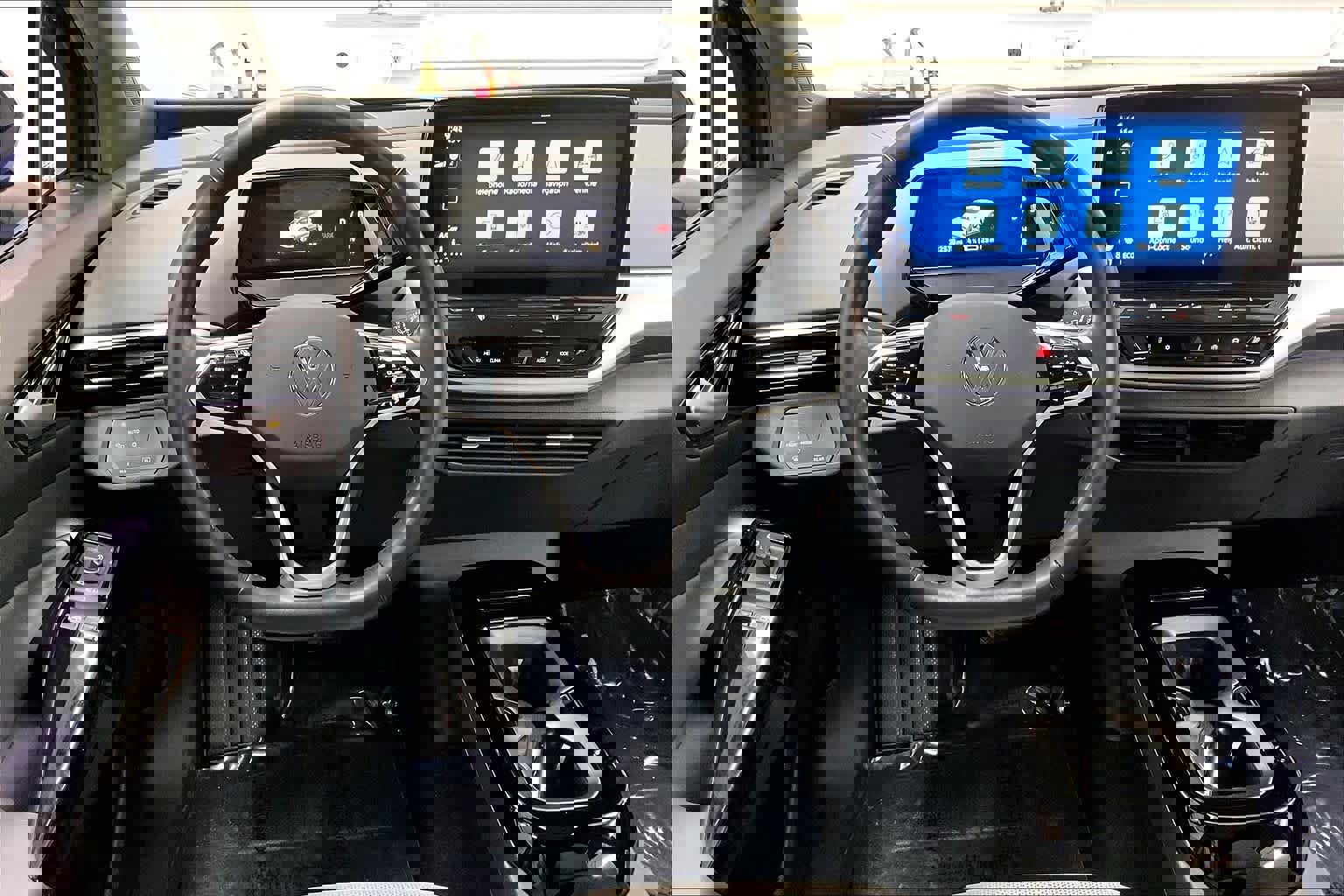 Used 2021 Volkswagen ID.4 Pro S w/ Gradient Package image 8