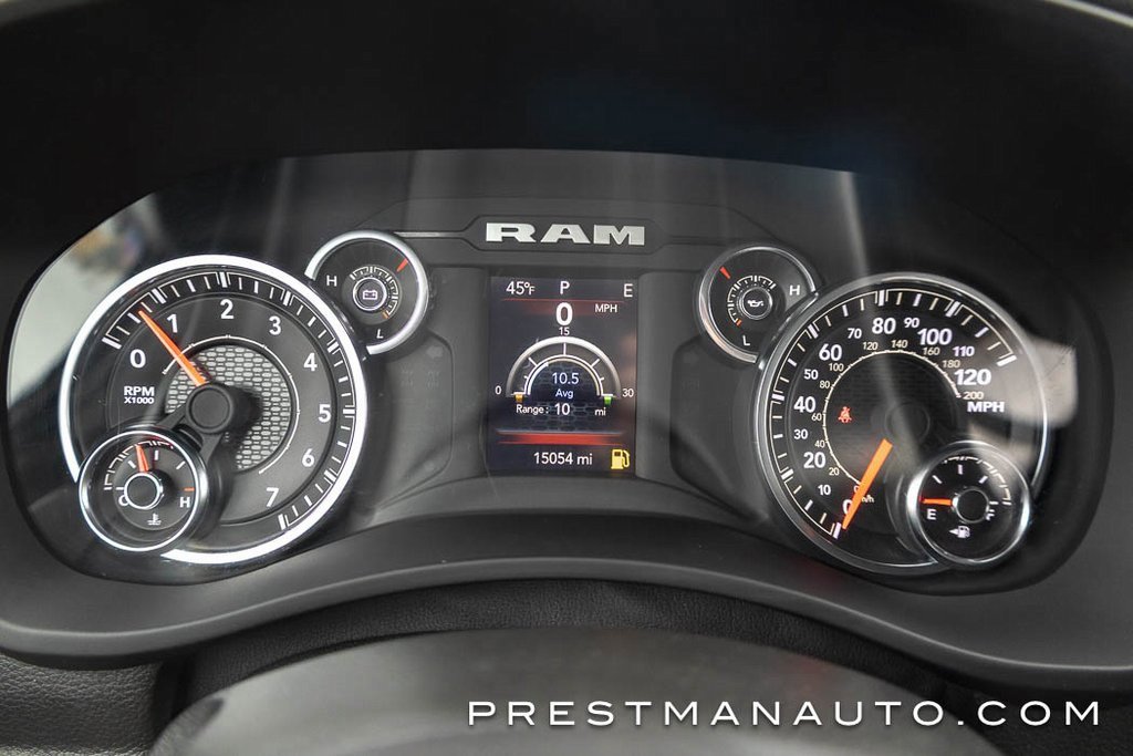 Used 2024 RAM 2500 Tradesman w/ Chrome Appearance Group image 24