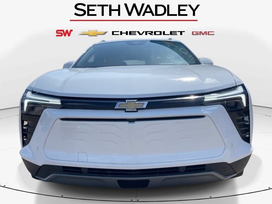 New 2025 Chevrolet Blazer EV LT w/ Super Cruise Package AWD/4WD image 8