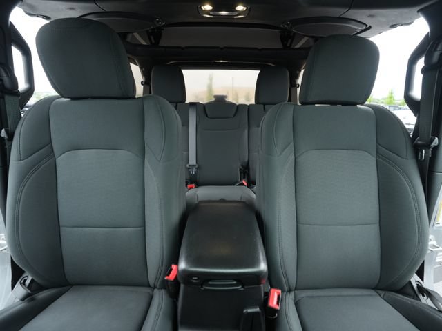Used 2021 Jeep Wrangler Unlimited Sport AWD/4WD image 38