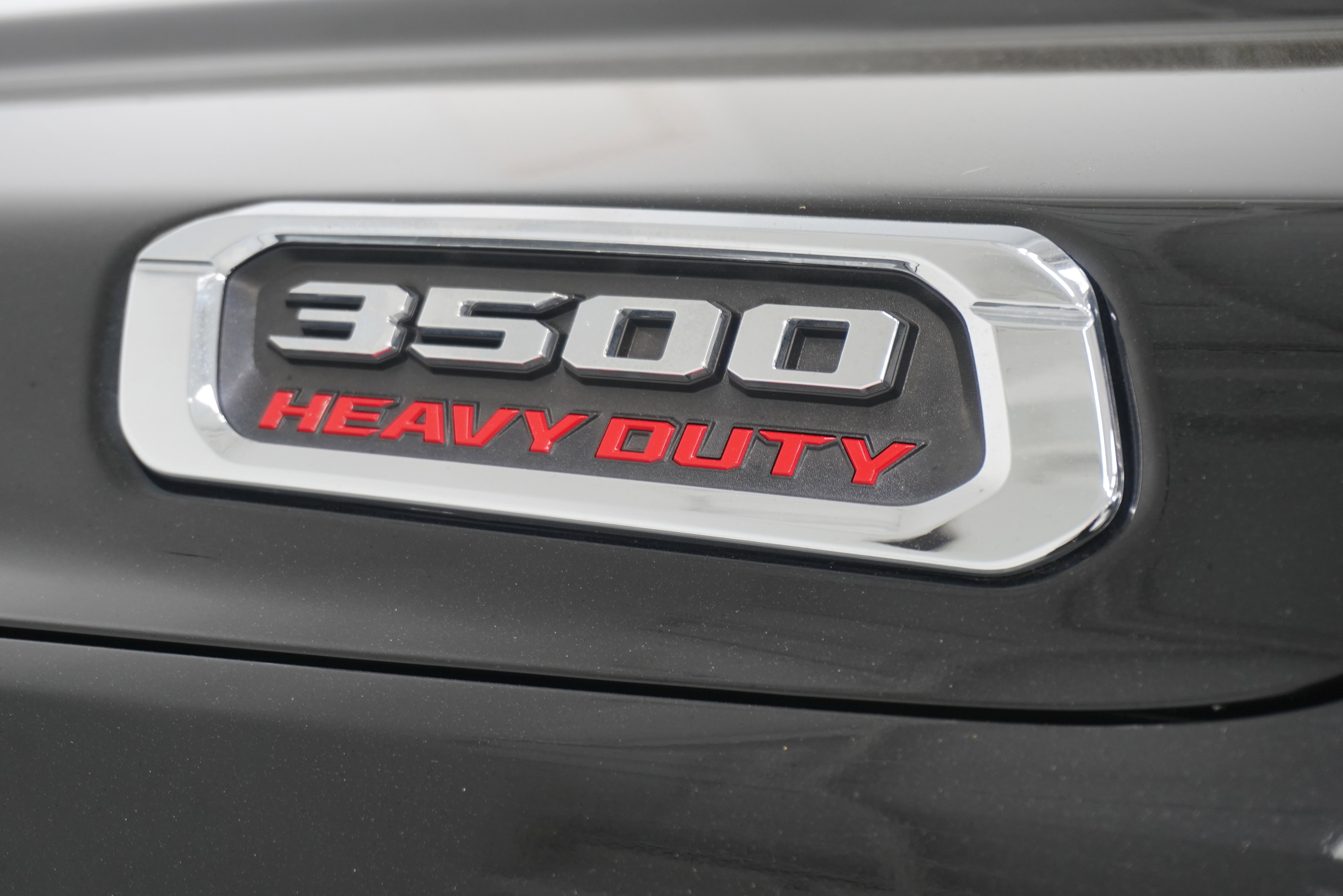 Used 2022 RAM 3500 Limited image 9