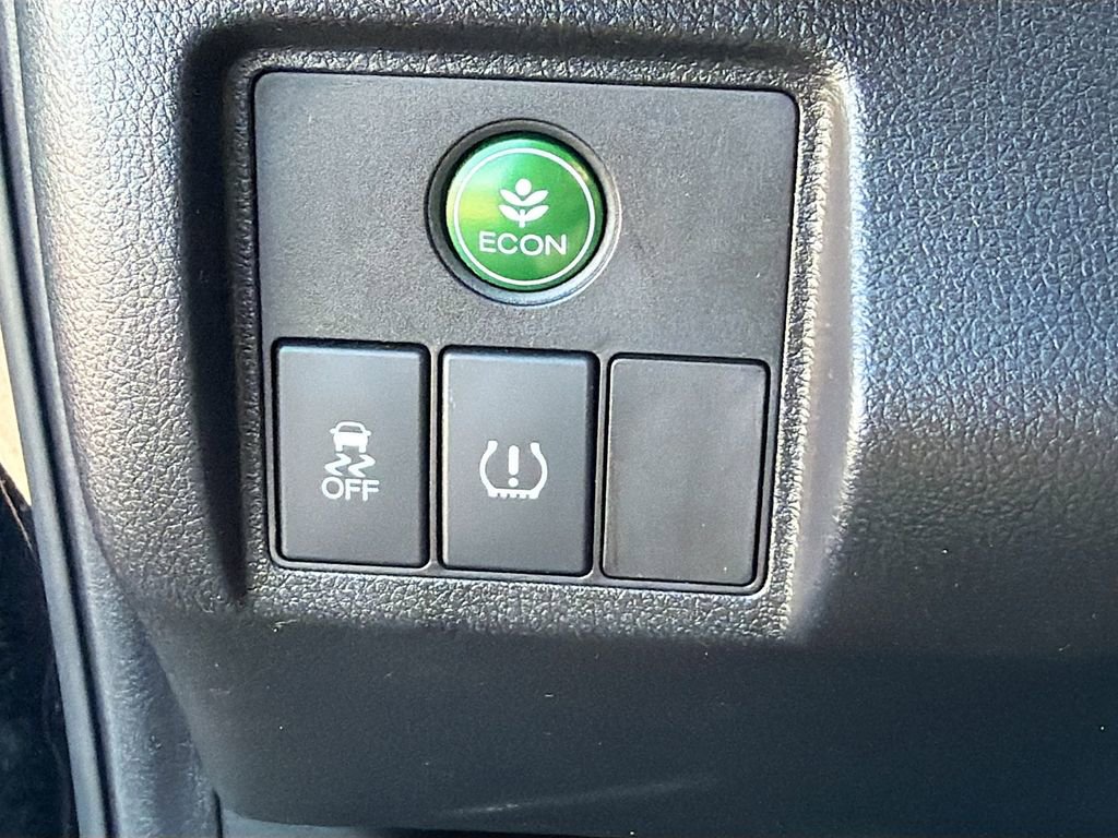 Used 2021 Honda HR-V LX image 30