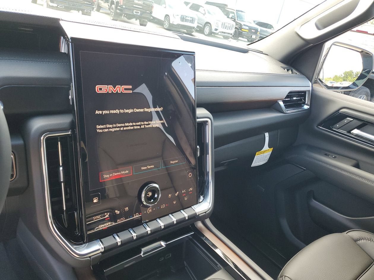 New 2026 GMC Yukon XL Denali w/ Denali Reserve Package AWD/4WD image 26