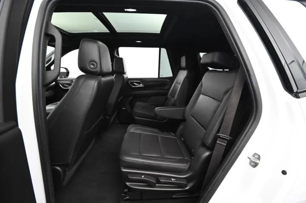 Used 2021 Chevrolet Tahoe Z71 w/ Z71 Signature Package AWD/4WD image 46