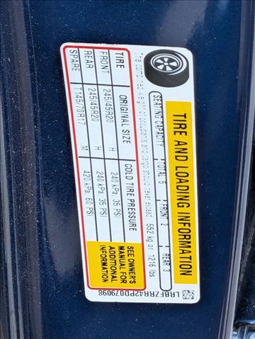 Used 2023 Buick Envision Avenir image 22