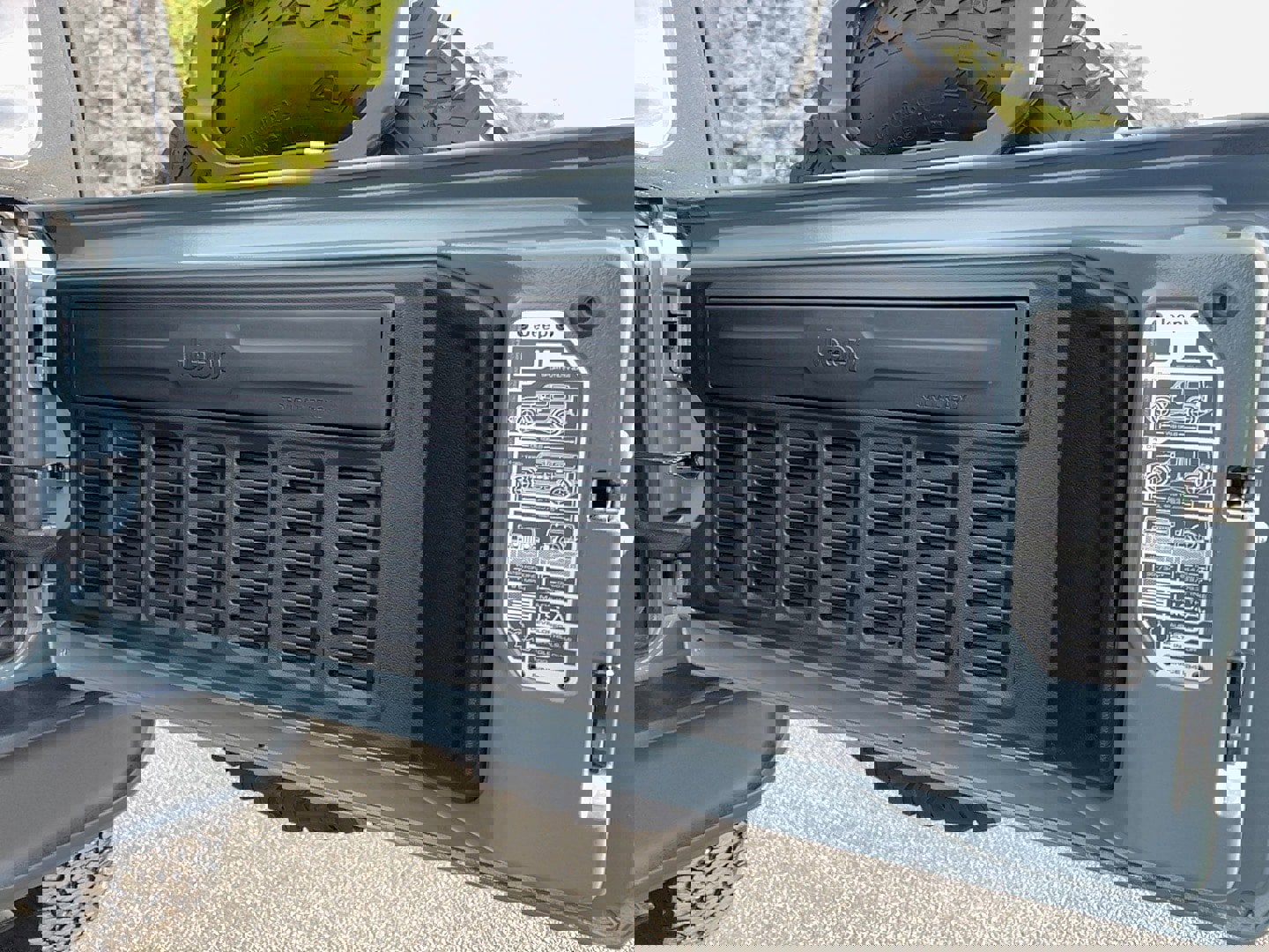 Used 2024 Jeep Wrangler Unlimited Rubicon image 31