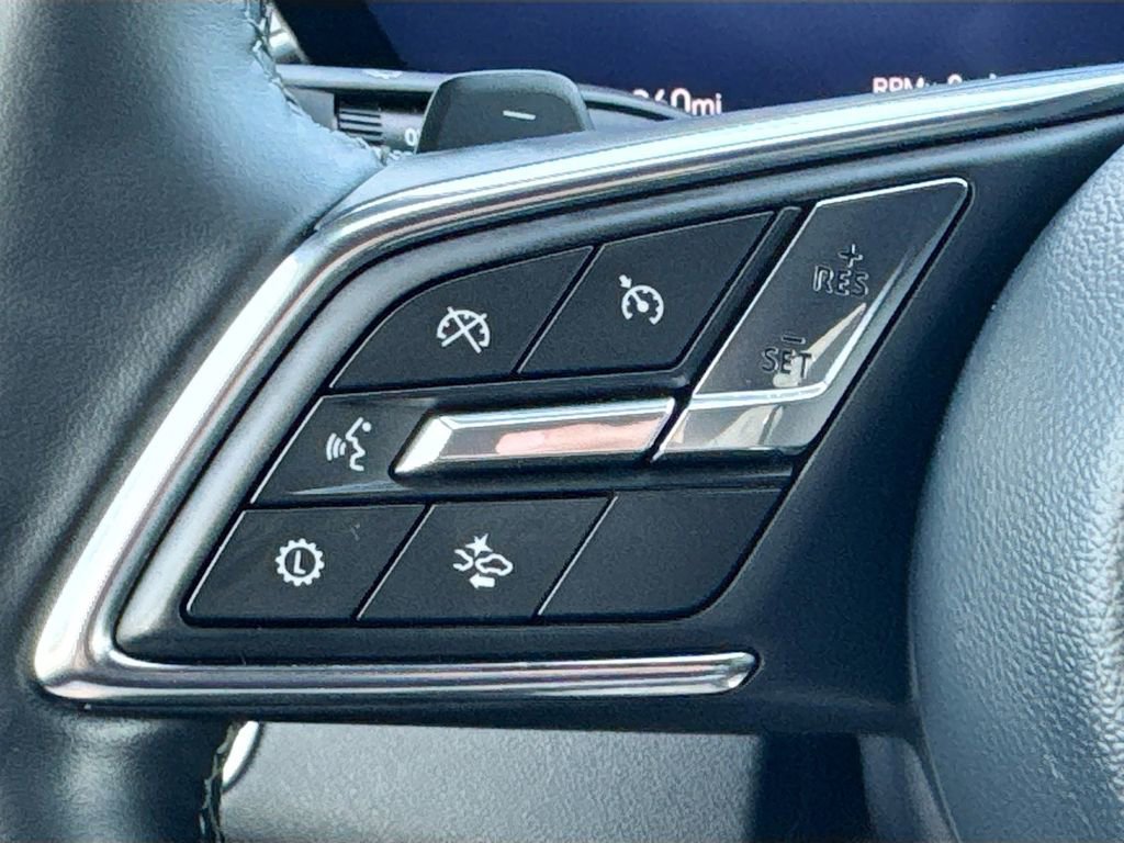 Used 2025 Buick Enclave Preferred image 10