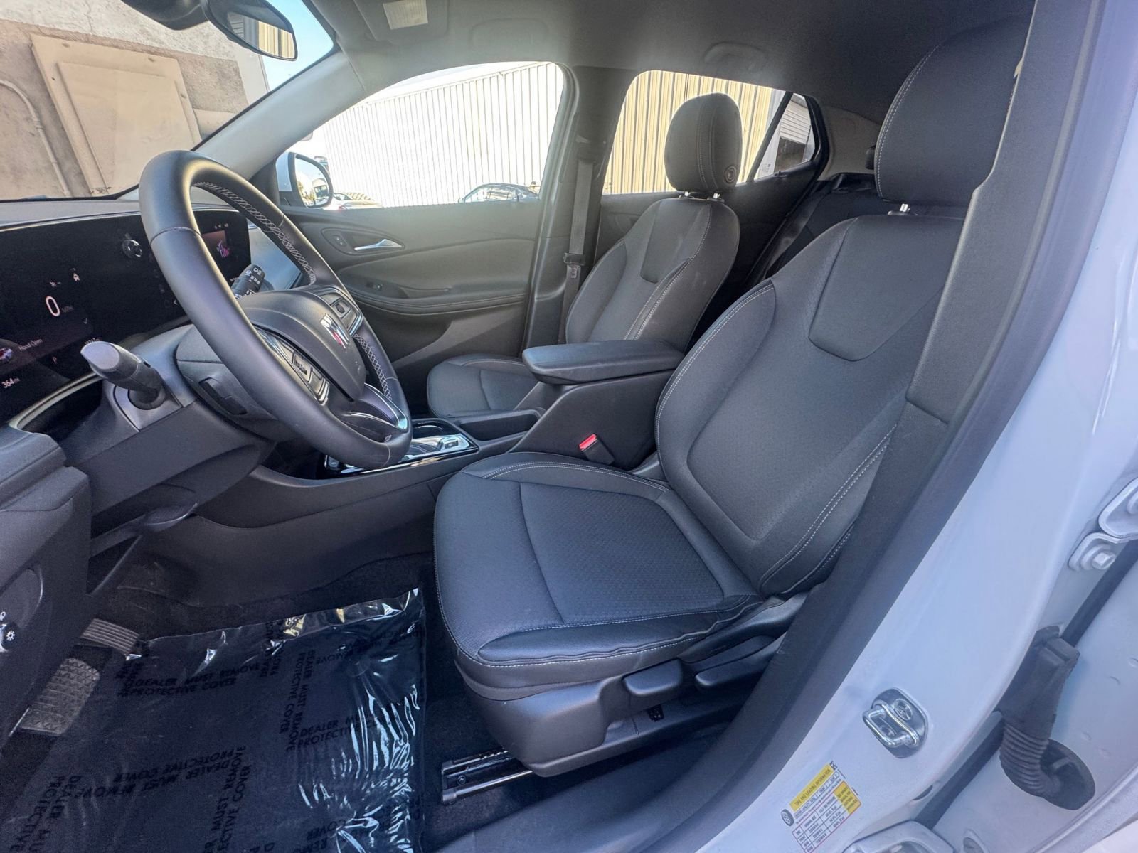 Used 2025 Buick Encore GX Preferred image 34