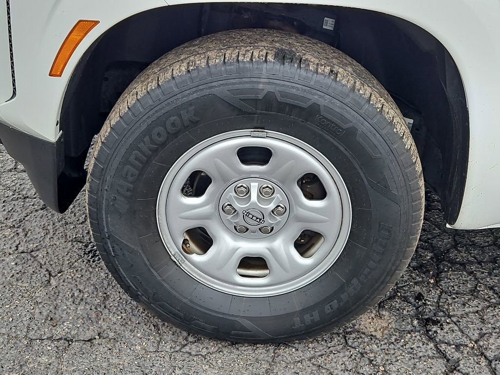 Used 2022 Nissan Frontier S RWD image 13