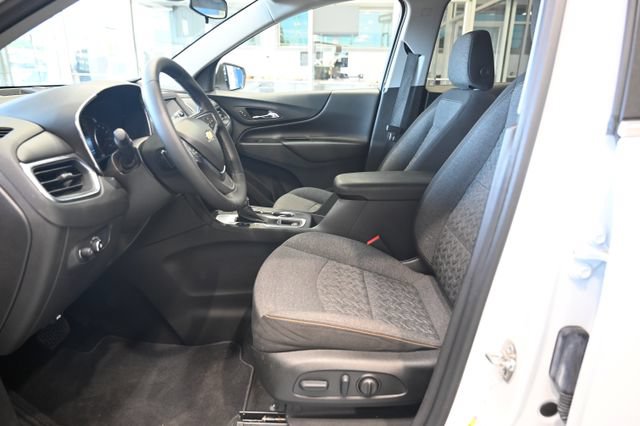 Used 2024 Chevrolet Equinox LT FWD image 9