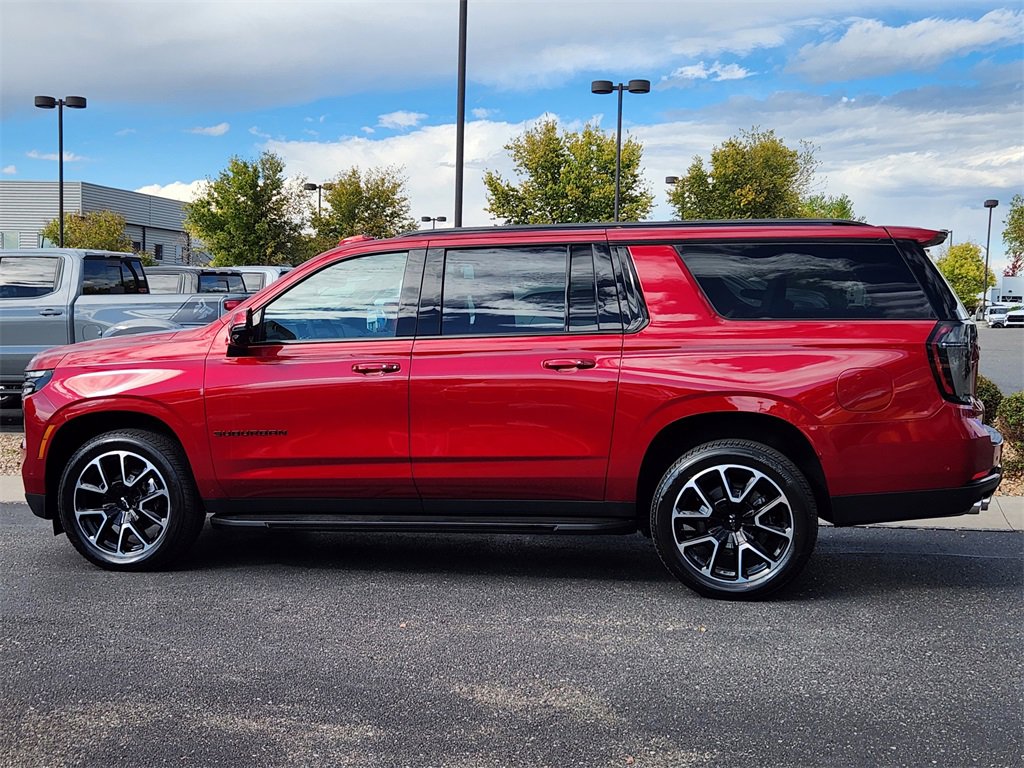 New 2026 Chevrolet Suburban RST w/ Advanced Technology Package image 2