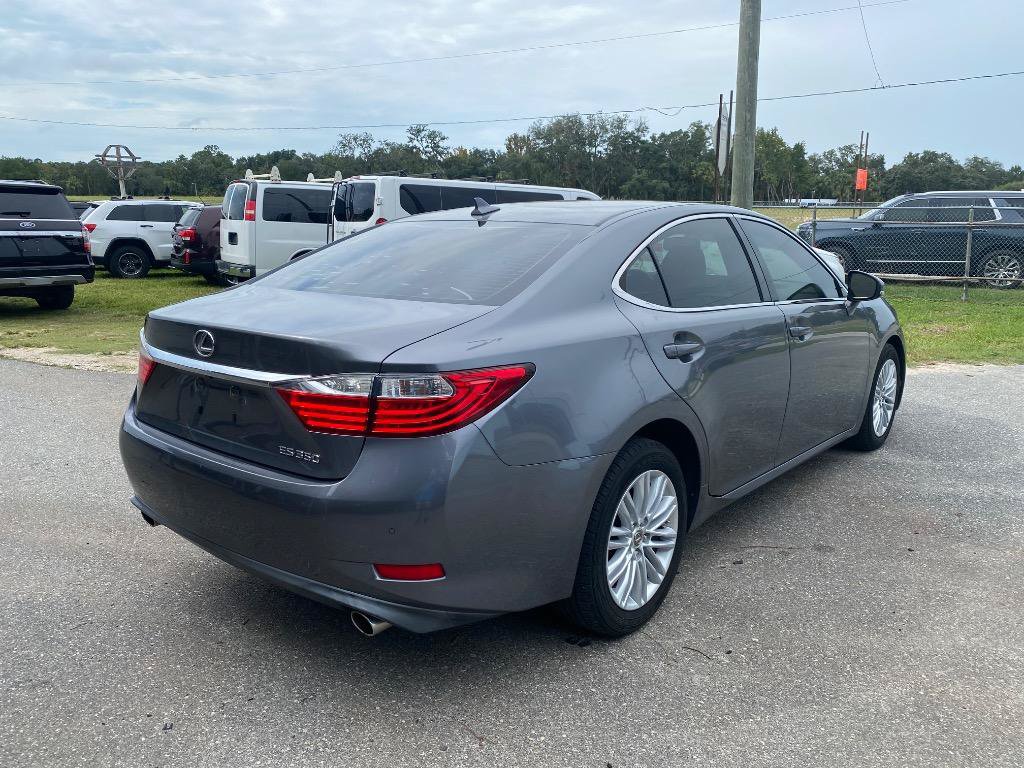 Used 2014 Lexus ES 350 w/ Luxury Package FWD image 7