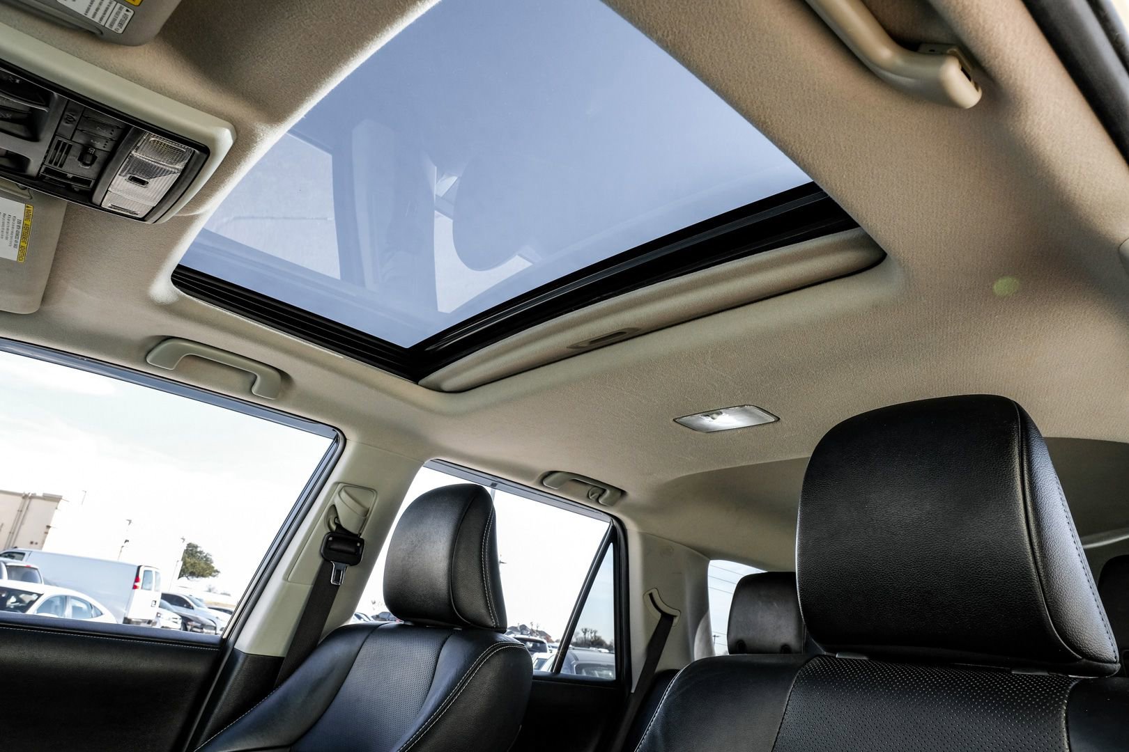 Used 2014 Toyota 4Runner Limited image 4