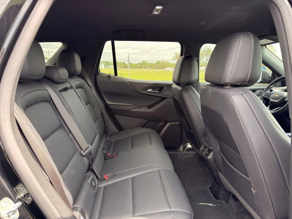 Used 2025 Chevrolet Equinox LT w/ Convenience Package II AWD/4WD image 31