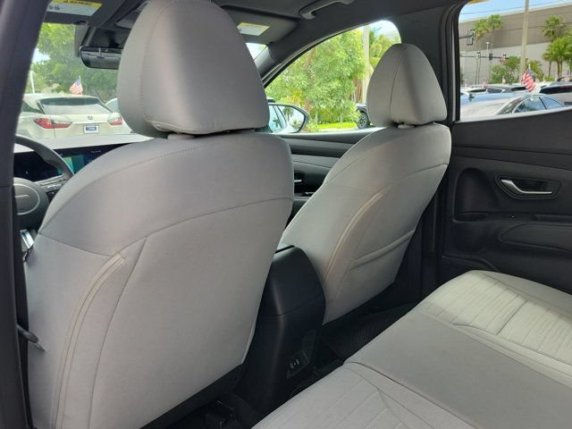 Certified 2026 Hyundai Santa Cruz SE FWD image 9
