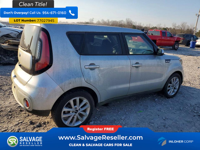Used 2017 Kia Soul + FWD image 4