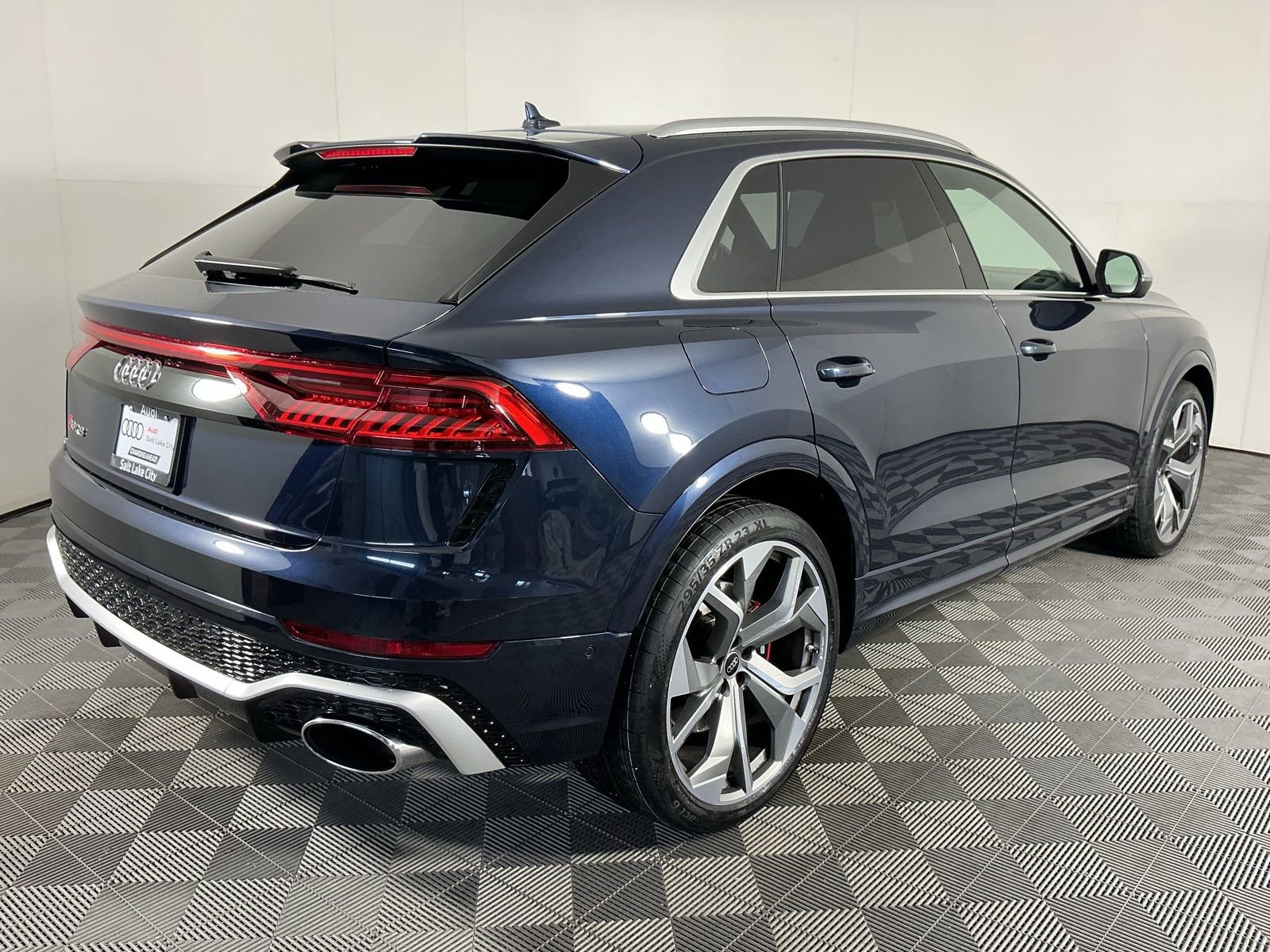 Certified 2024 Audi RS Q8 AWD/4WD image 8