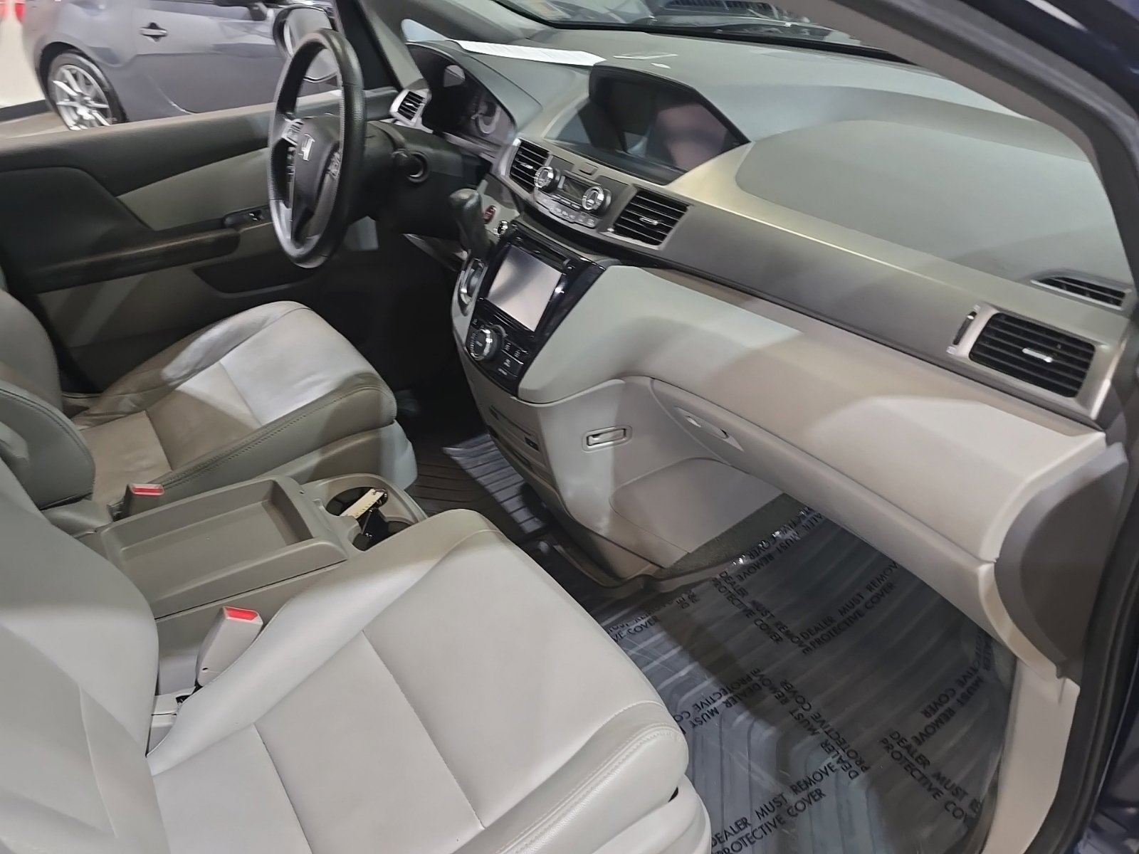 Used 2016 Honda Odyssey SE image 23