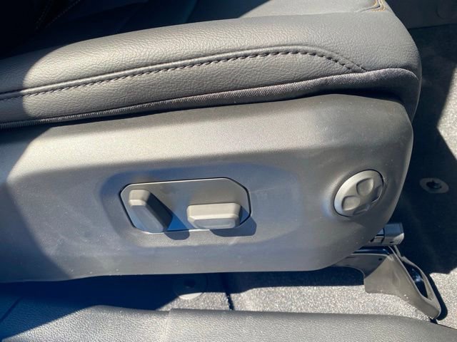 New 2025 Jeep Wrangler Sahara image 30