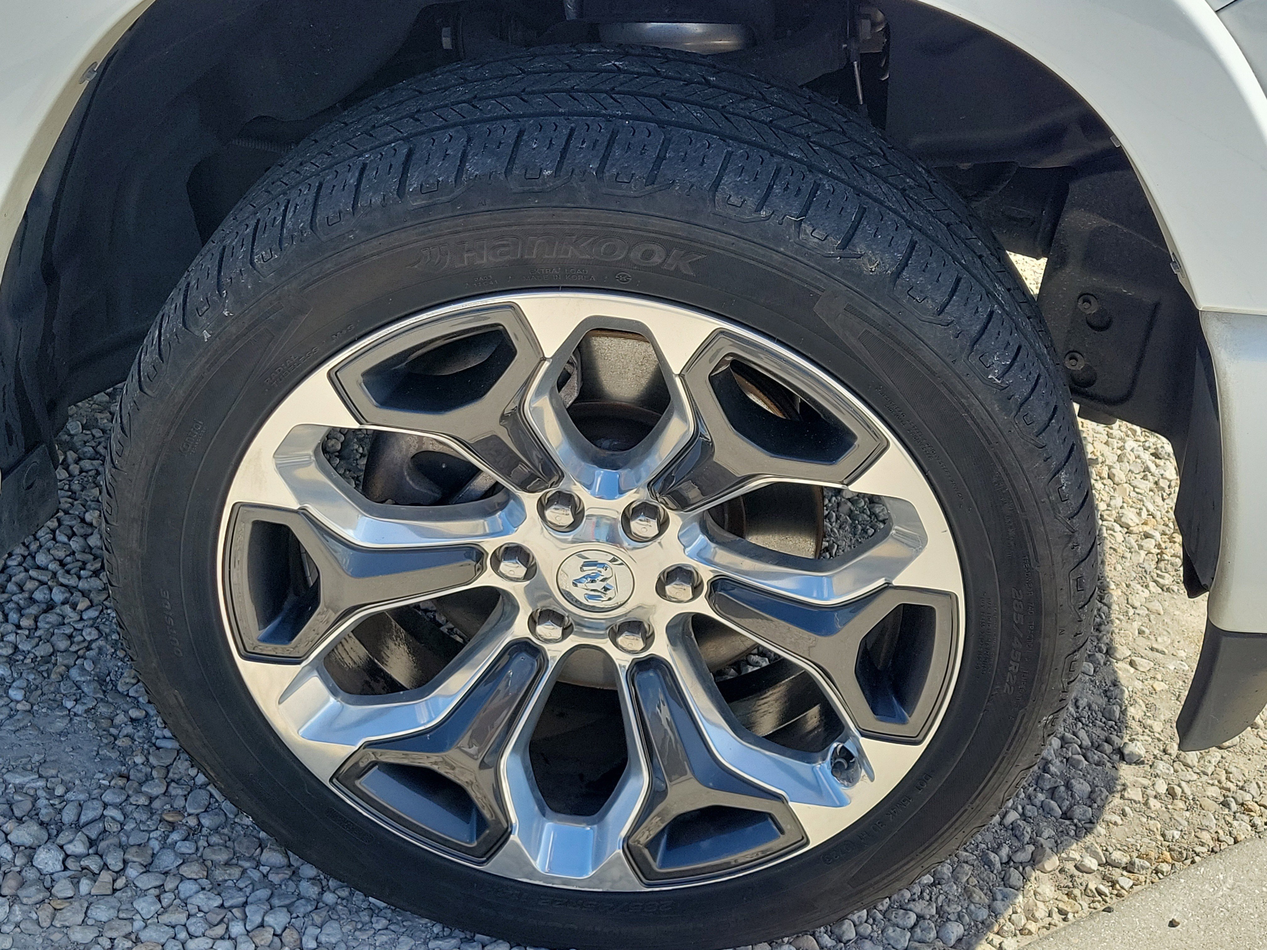 Used 2020 RAM 1500 Limited image 8