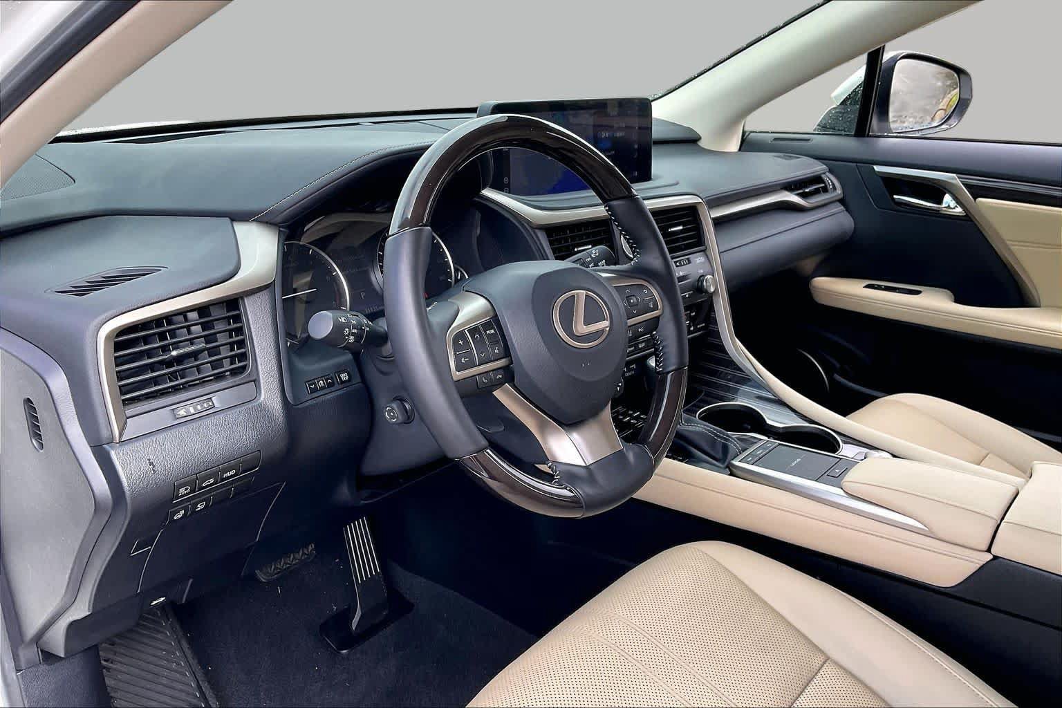 Used 2022 Lexus RX 350L Luxury w/ Accessory Package (Z1) FWD image 14