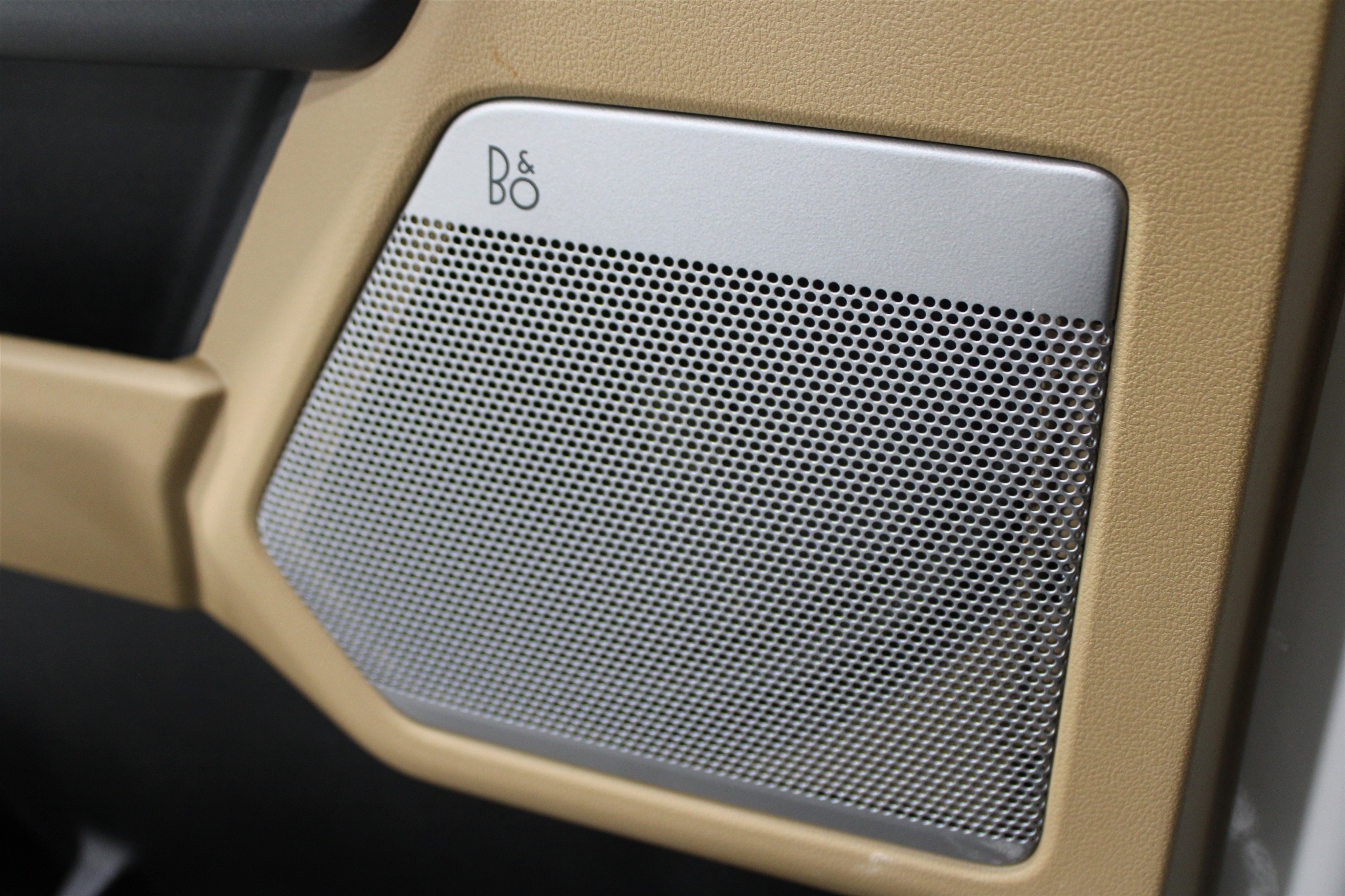 Used 2024 Ford F350 Lariat w/ Lariat Ultimate Package image 9