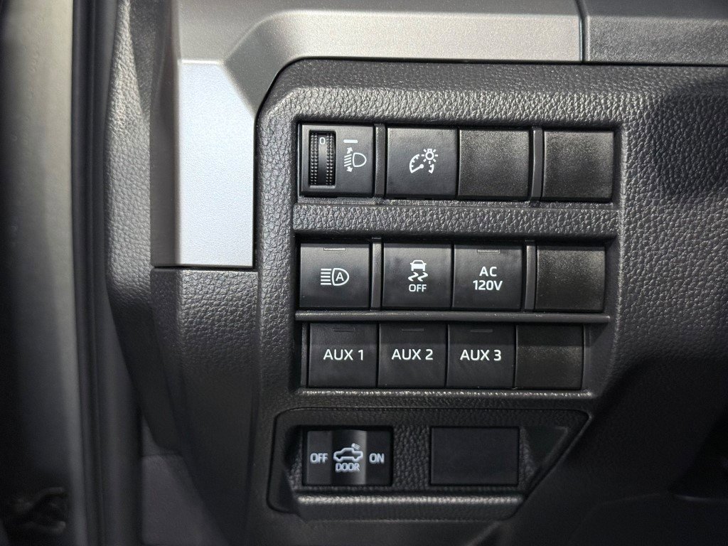 Used 2024 Toyota Tacoma TRD Sport image 43