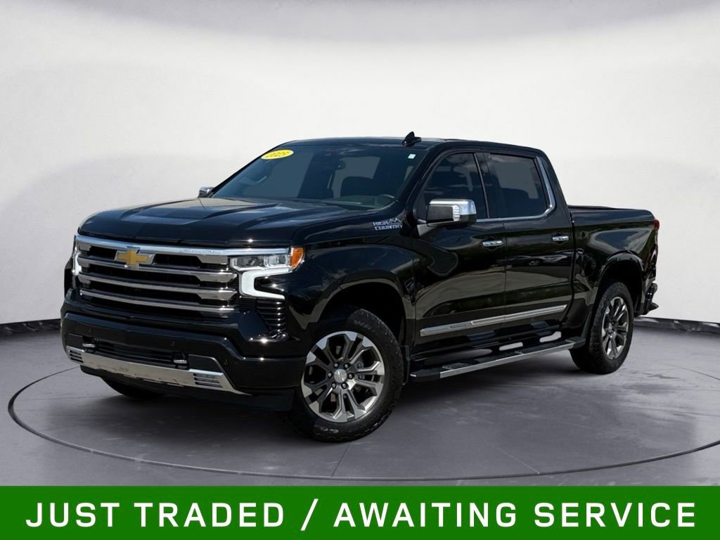 Used 2025 Chevrolet Silverado 1500 High Country w/ Z71 Off-Road Package AWD/4WD image 1