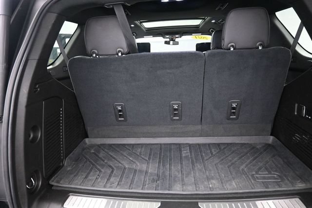 Used 2021 Chevrolet Tahoe RST w/ Luxury Package AWD/4WD image 29