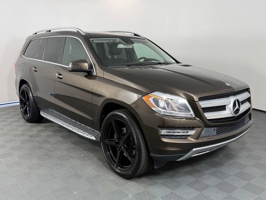 Used 2016 Mercedes-Benz GL 450 4MATIC w/ Premium I Package image 9