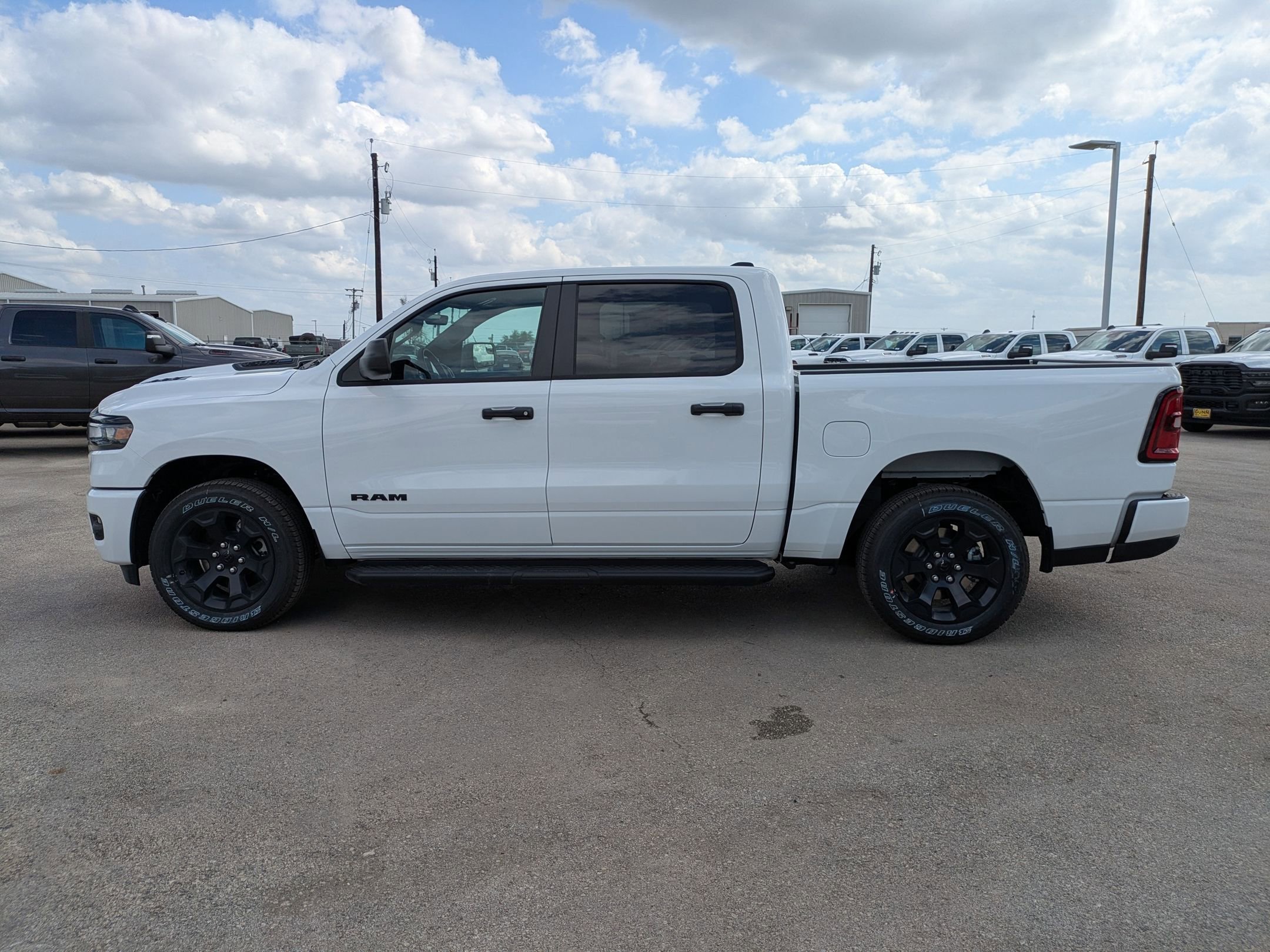 New 2026 RAM 1500 Express AWD/4WD image 6