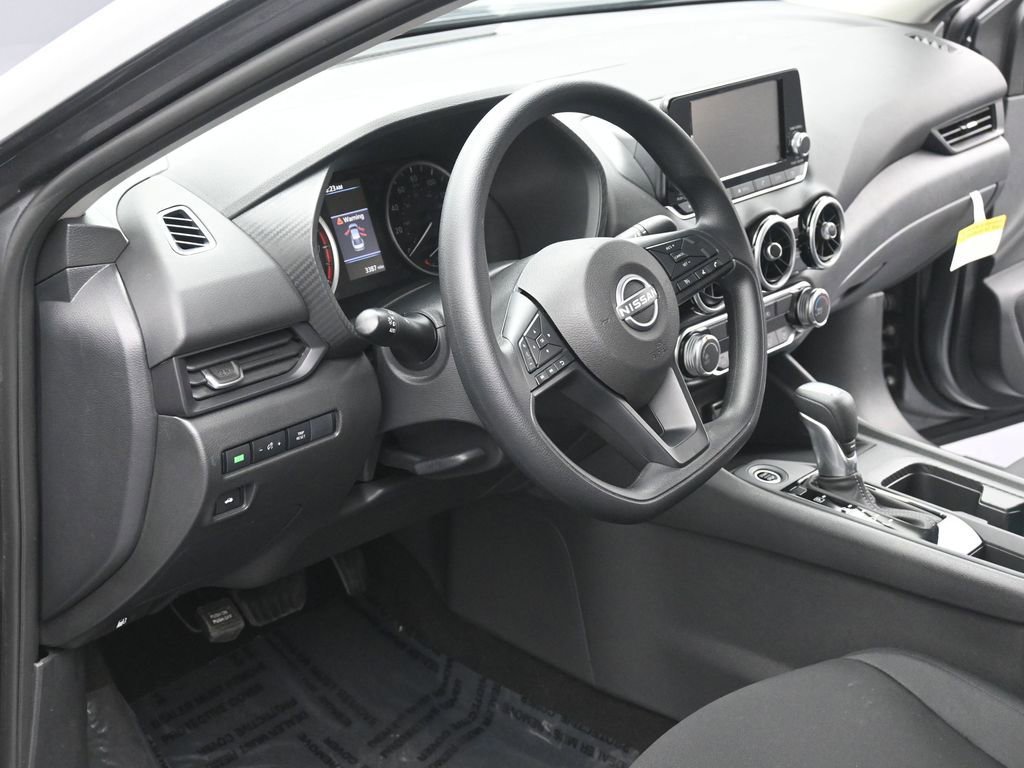Certified 2025 Nissan Sentra S image 7