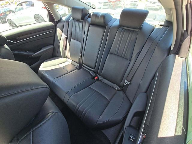 Used 2021 Honda Accord Touring image 9