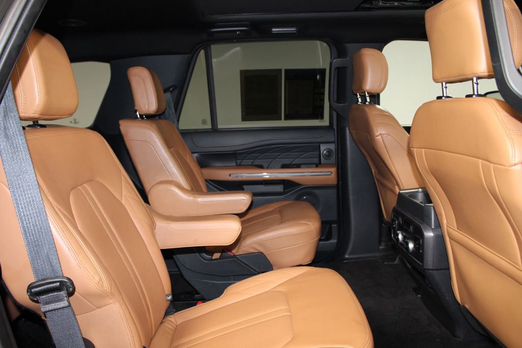 Used 2022 Ford Expedition Platinum image 33
