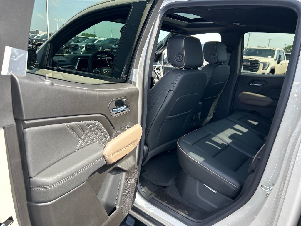 New 2026 GMC Canyon Denali AWD/4WD image 34